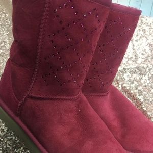 Ugg Bling Youth Boot sz 6